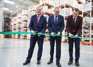 fot-2-otwarcie-centrum-dystrybucyjnego-firmy-s.jpg